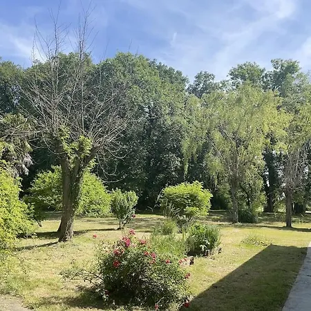 Evasion Naturelle Dans Notre Enchante * Casteron